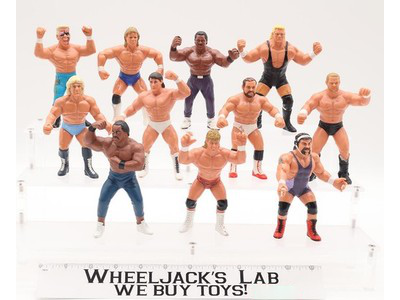 Lot of 11 USA WCW 1990 Galoob Vintage Wrestling Action Figures