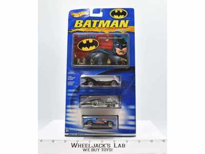 Batman With Guide Hot Wheels Three Exclusively Decorated Cars Mattel 2003 MOSC
