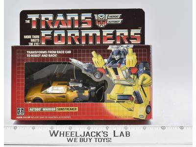 Sunstreaker NR MINT FIG UNUSED STICKERS NICE BOX Vintage Hasbro G1 Transformers