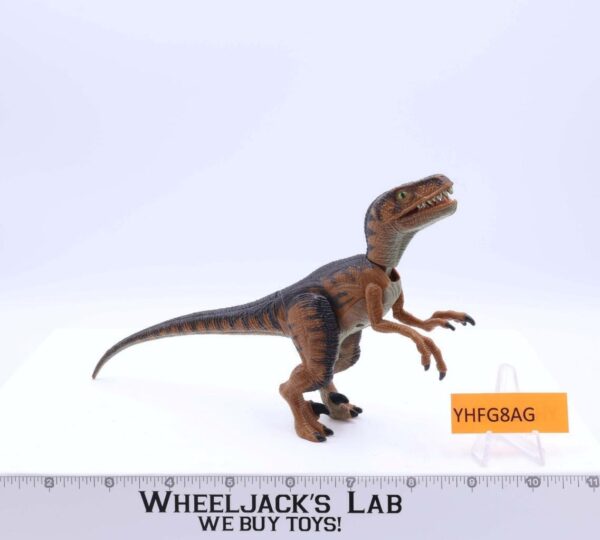 Dino Strike Velociraptor JP03 Jurassic Park The Lost World 1997 Hasbro Figure main image