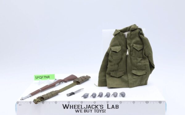 GI Joe Action Soldier Combat Field Jacket Set 1964 12″ Accessory Complete main image